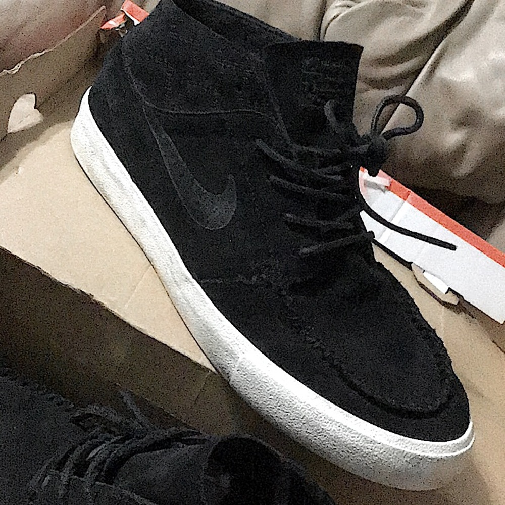 Janoski mid top blck suede men’s 11